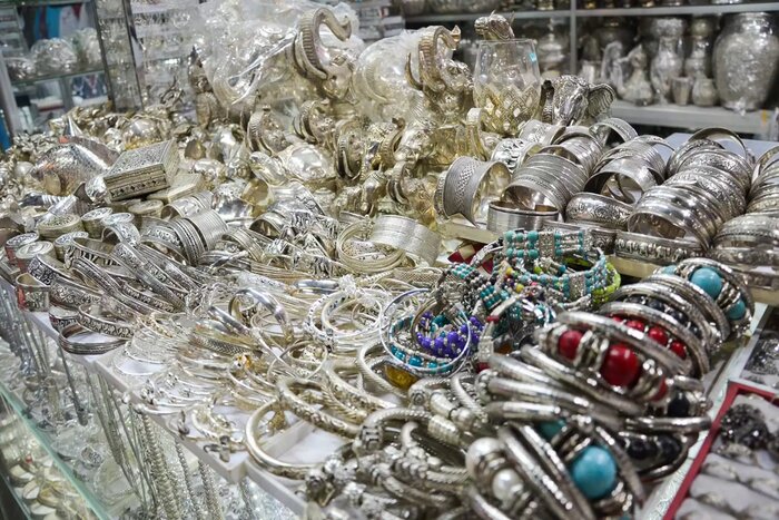 Silverware & silver jewellery, things to buy in Siem Reap